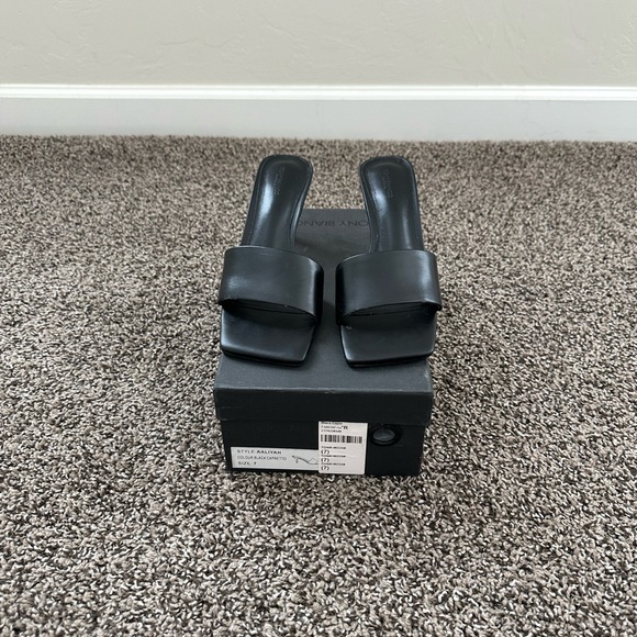 Tony Bianco Aaliyah Sandal in Black Capretto, size 7 - Picture 7 of 8